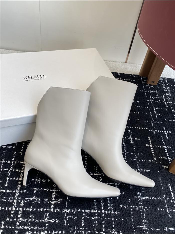 20251128174410536 390